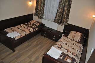 Мини-отель Hotel Gościniec Влоцлавек Двухместный номер с 1 кроватью или 2 отдельными кроватями и ванной комнатой-20